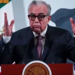 Morena abre procedimiento contra Rubén Rocha Moya y analiza posible expulsión del partido