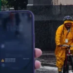 Alerta Máxima llegará a celulares para advertir sobre huracanes, inundaciones e incendios
