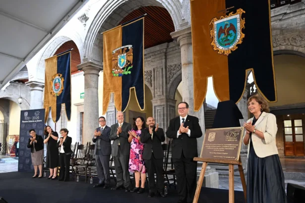 Celebra la UNAM 475 años de tradición universitaria y de construir futuros