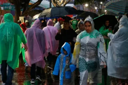 México alcanza 130.9 millones de habitantes y envejece edad mediana sube a 32 años