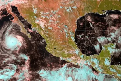 Tormenta tropical Rachel se forma frente a Oaxaca y Guerrero; Polo avanza hacia BCS