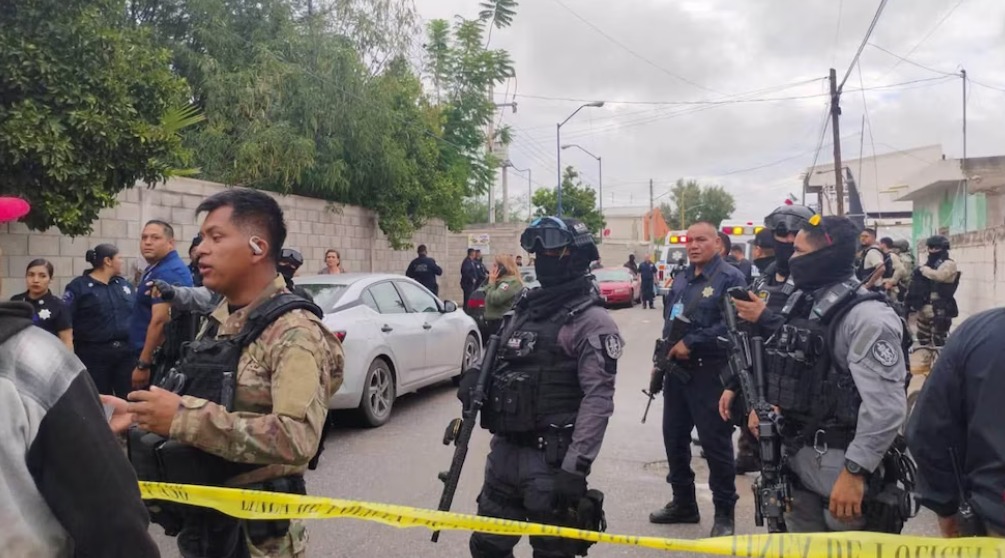 Ataque en secundaria de Torreón deja una maestra muerta y tres heridos; hay dos detenidos