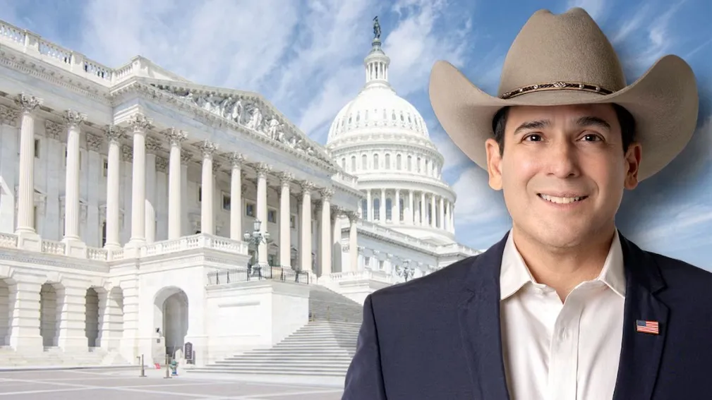 Bobby Pulido busca llegar al Congreso de Estados Unidos con el voto latino de Texas