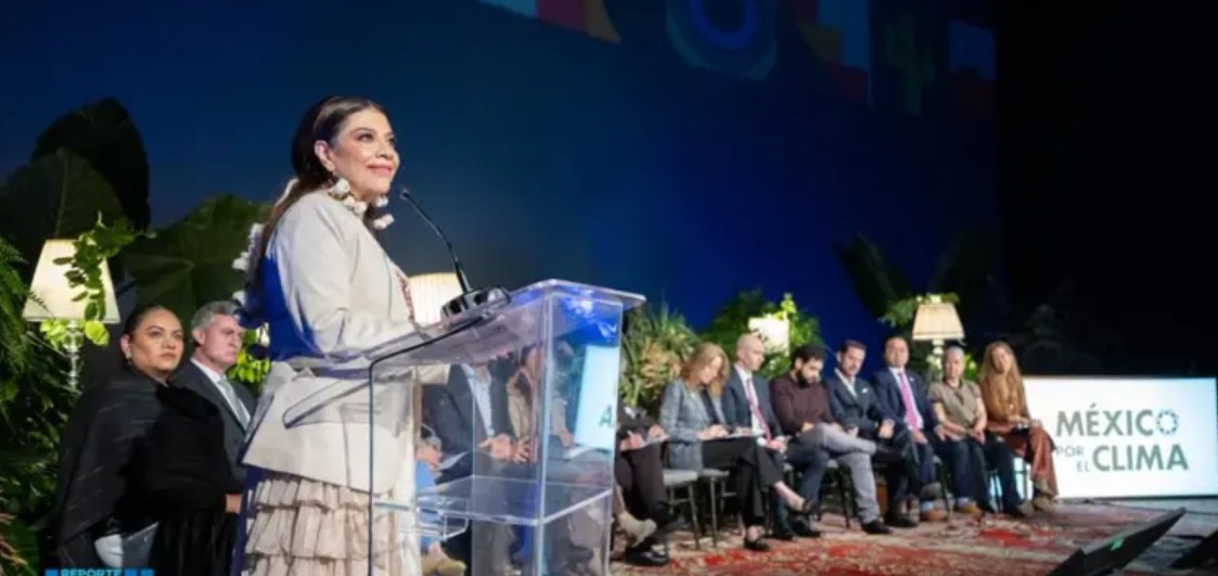 Clara Brugada llama a combatir el cambio climático y propone una transformación ecofeminista en CDMX