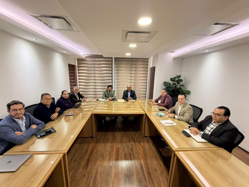 IMSS y sindicato abren mesa de negociación tras rechazo a propuesta salarial