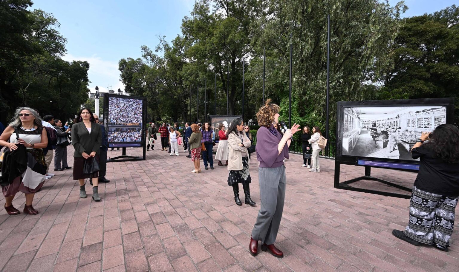UNAM llega a Chapultepec con exposición fotográfica por sus 475 años de historia